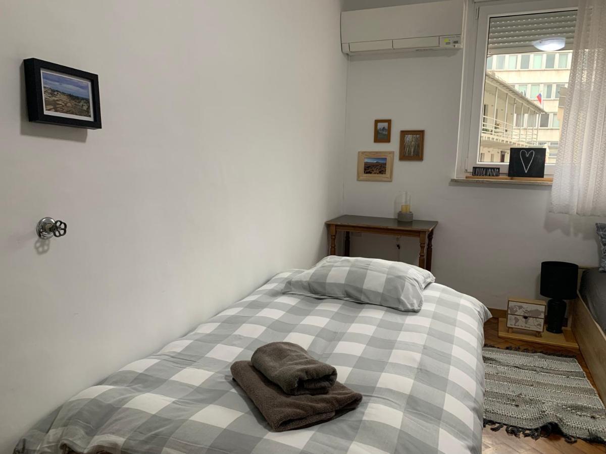 New Episode - Apartment With Private Parking Liubliana Exterior foto